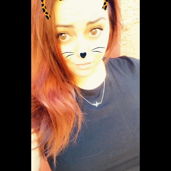 Meet your Posher, Jenna - Picture 1 of 1